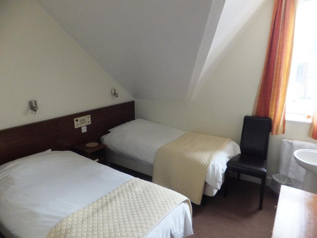 White Lodge London Room photo