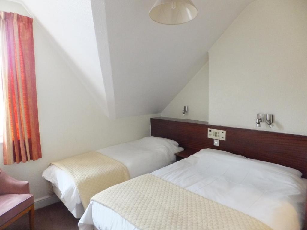 White Lodge London Room photo